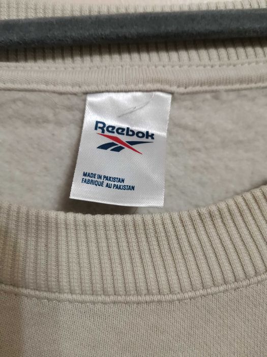 Reebok Vintage Sweatshirt.