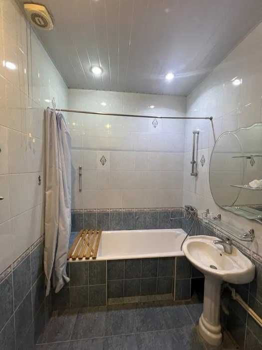 ID 5339 АРЕНДА 4 ком Квартира Shayxontaxur Висол, Генерал узоков