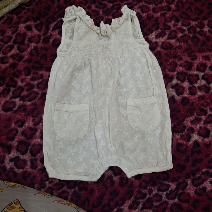 Продам детские вещи от 1 до 6 месяцев