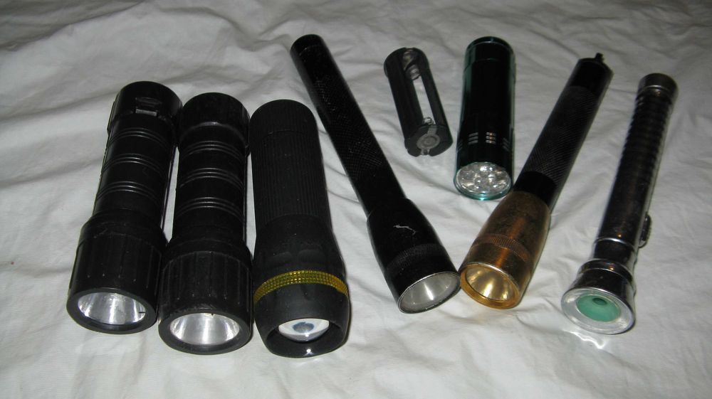 7 lanterne in buna stare de functionare 40 lei toate    -   comandate