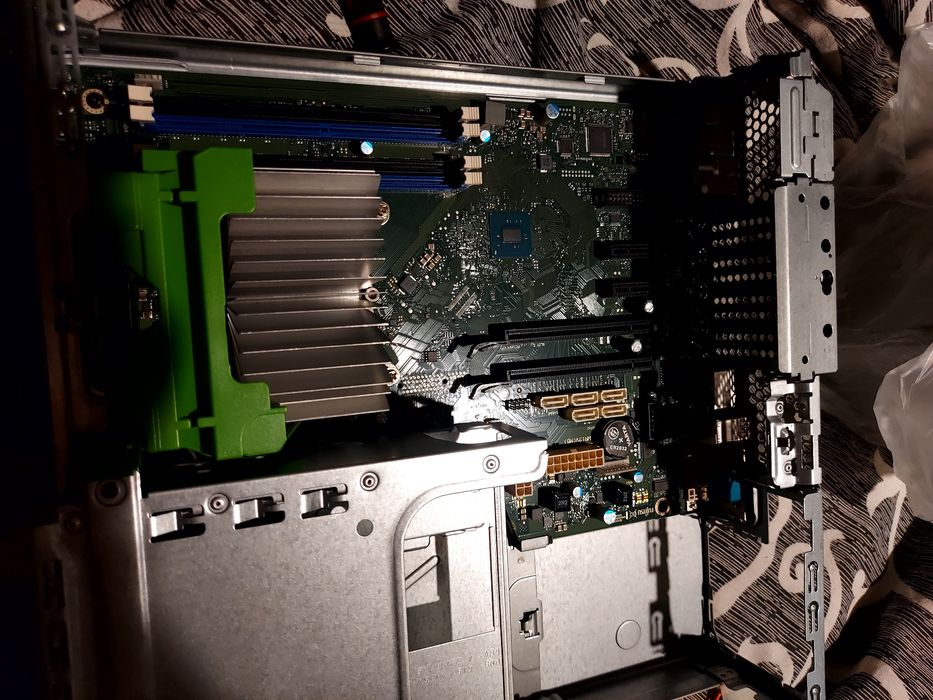 Unitate pc compatibila cu i3, i5