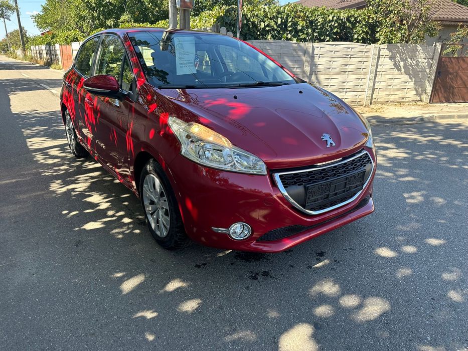 Peugeot 208 / euro 5 / benzina