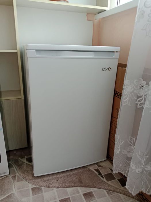 Продам морозильную камеру на гарантии