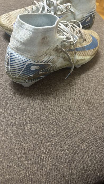 ghete 43 ACC nike purtate