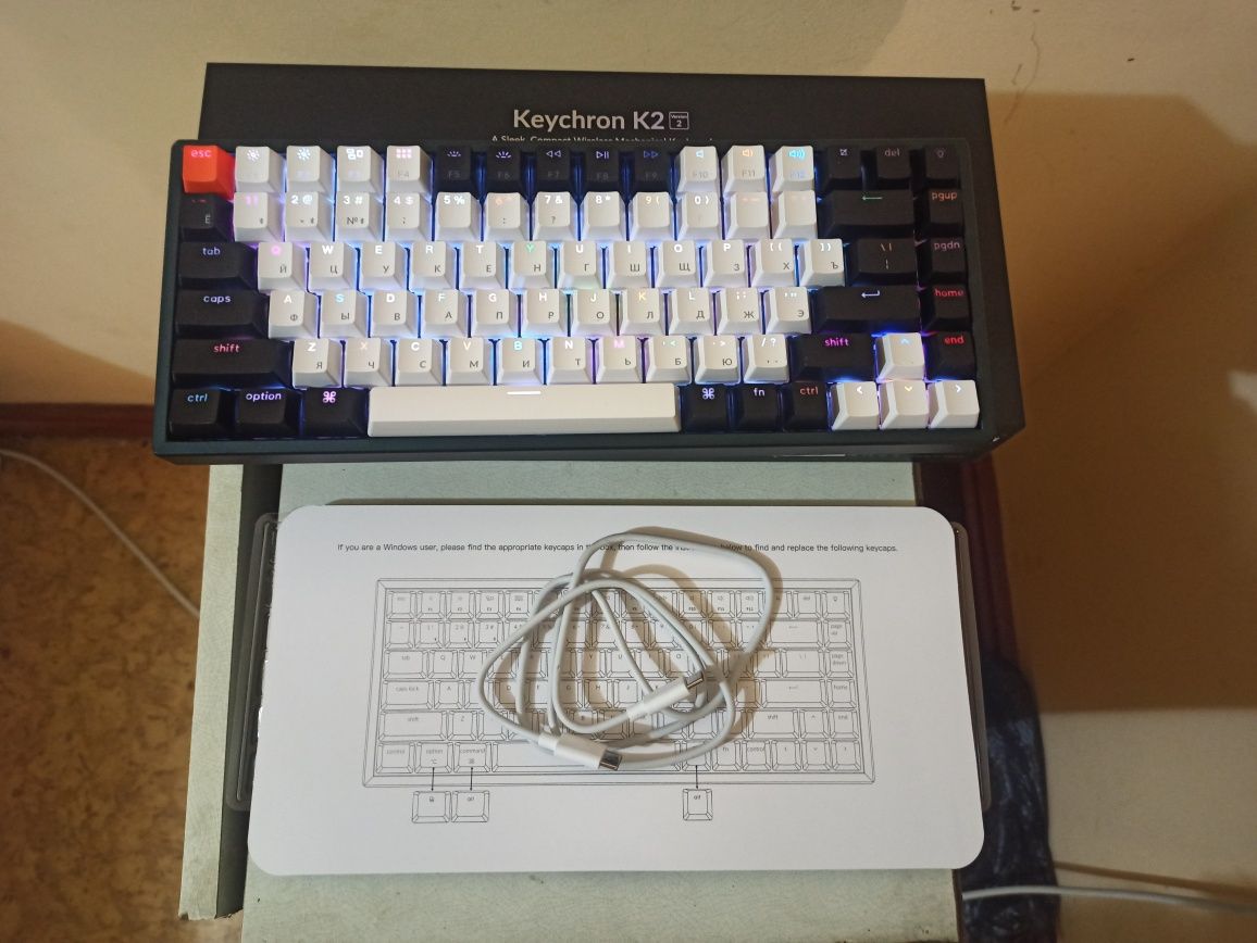 Keychron k2 v2 yangi holatda