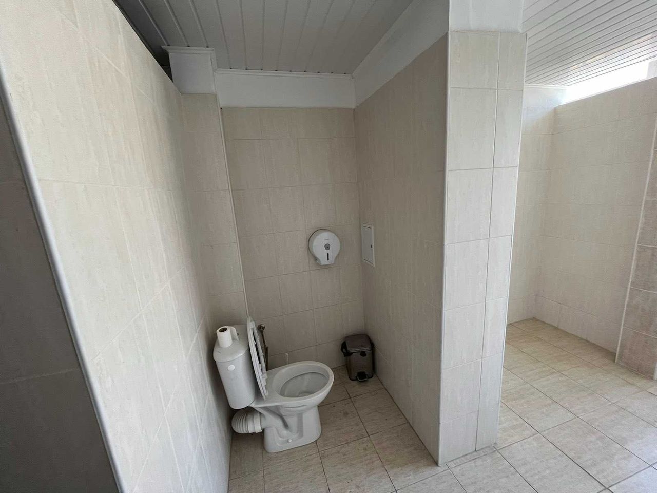Дава се под наем Офис в Бургас, Братя Миладинови - 50 кв.м за 102 € - Снимка #1