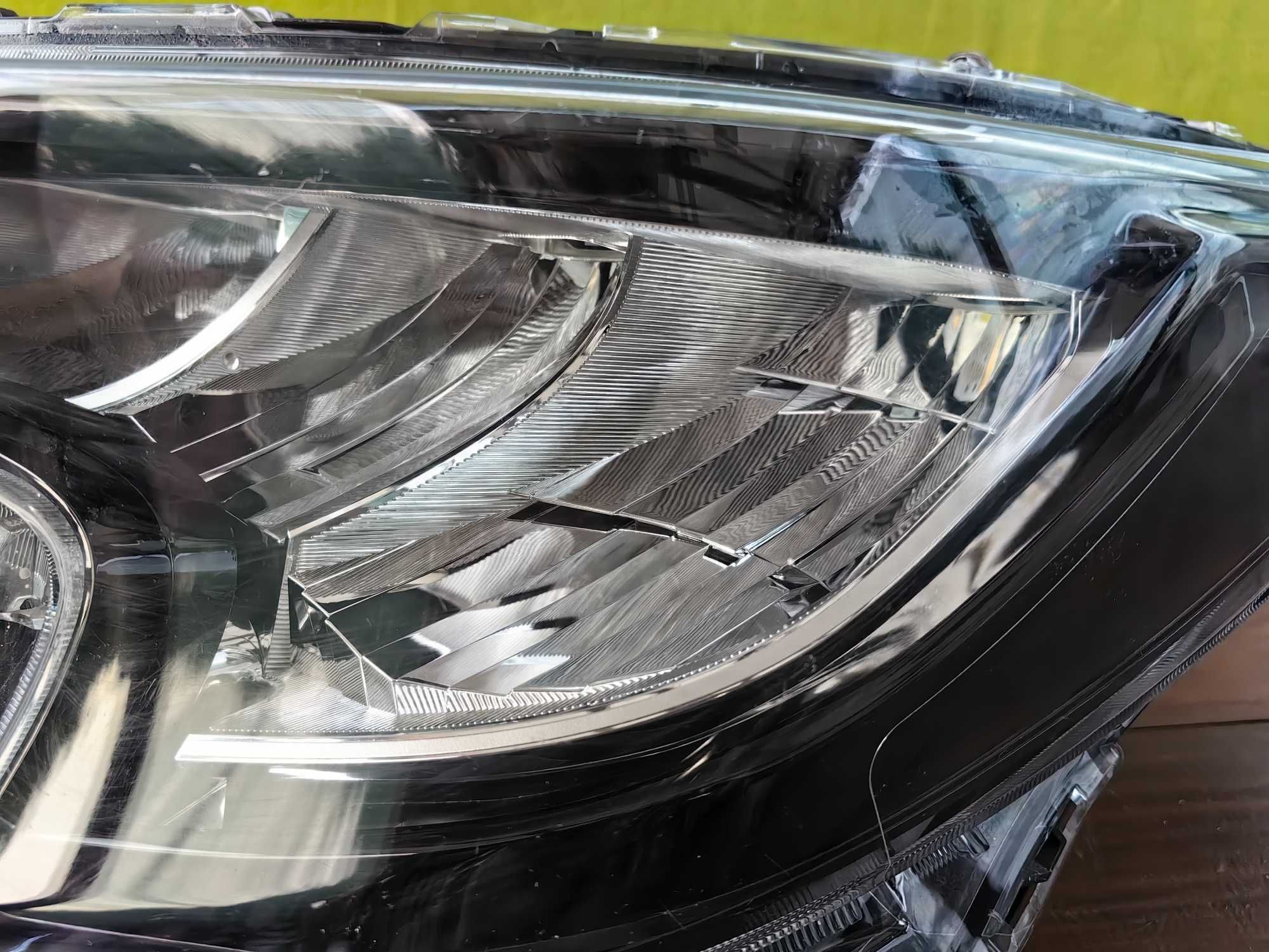 Фар за Toyota Corolla E21 / Тойота Корола Е21