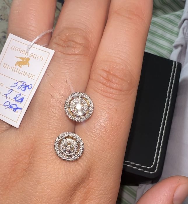 Бриллиантовый пусет