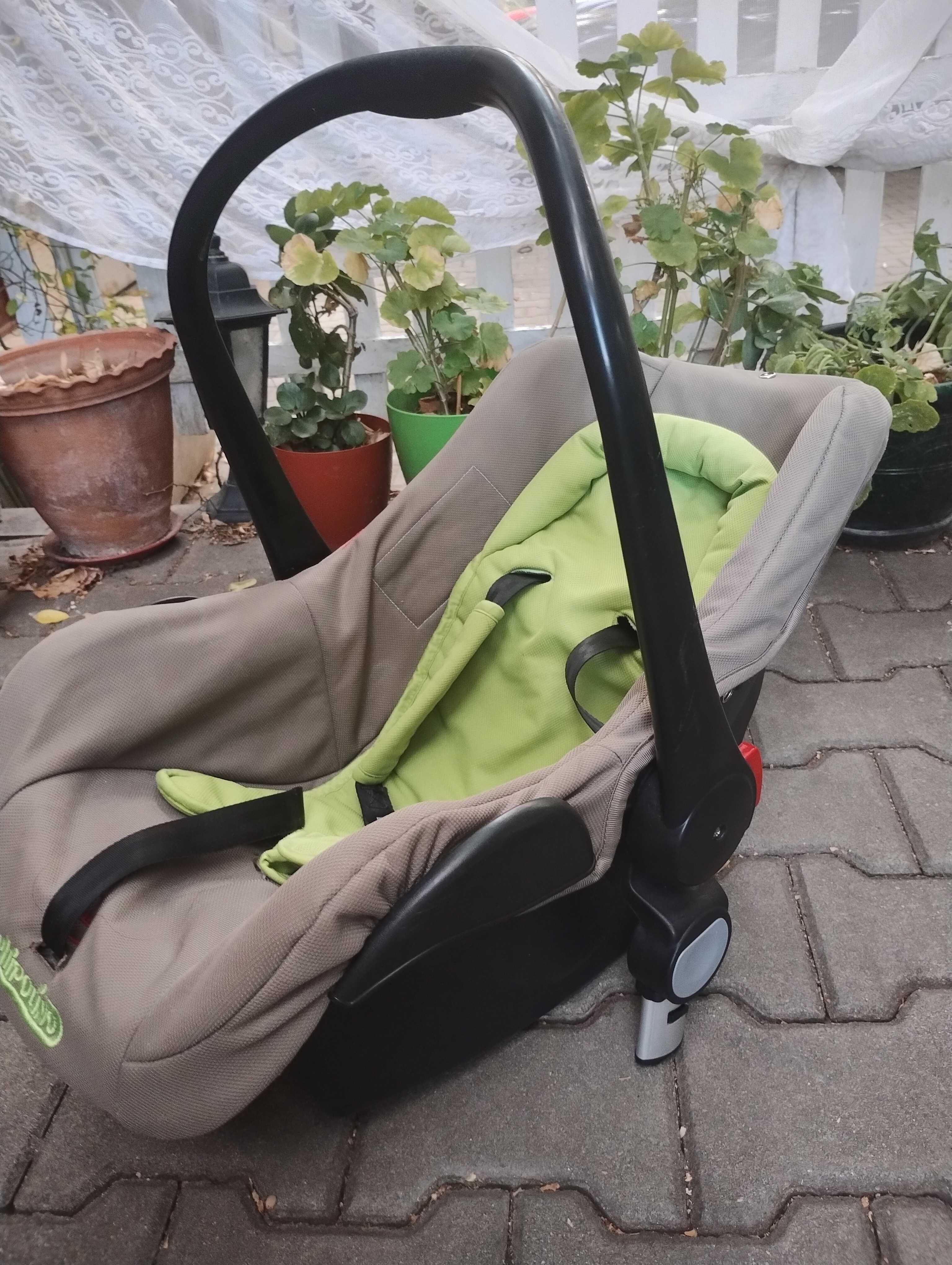 Продава преносимо кошче за бебе Chipolino.Седалка за кола