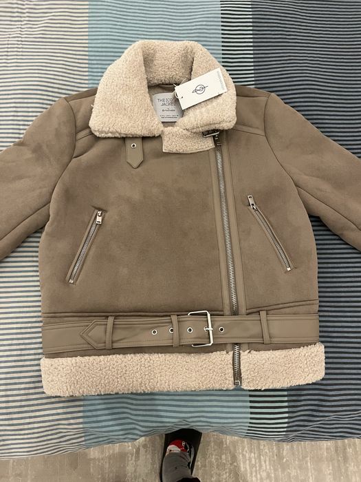 Дамско яке stradivarius