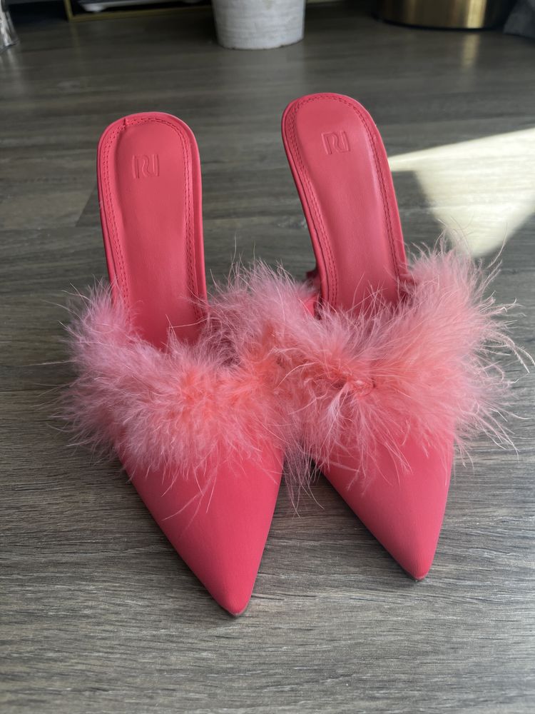 Pantofi River Island roz