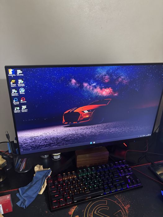 Vand minitor  samsung