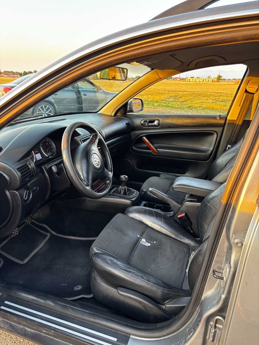 Vând Volkswagen Passat B5.5 1.9TDI