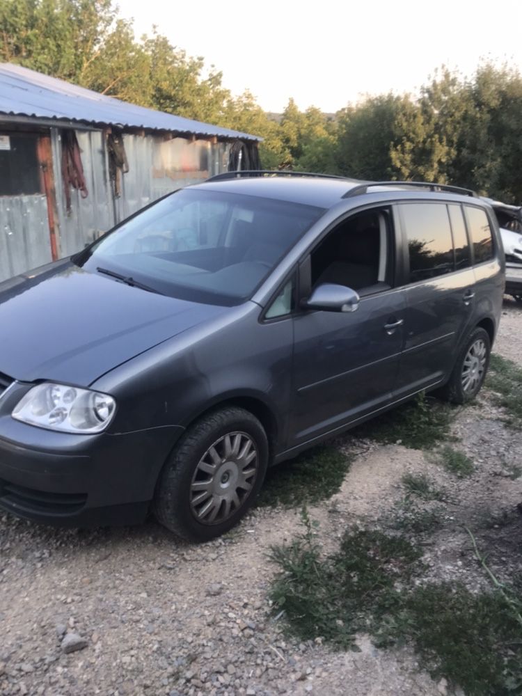 Volkswagen Touran/Фолксваген Туаран 2.0 140к.с BKD НА ЧАСТИ