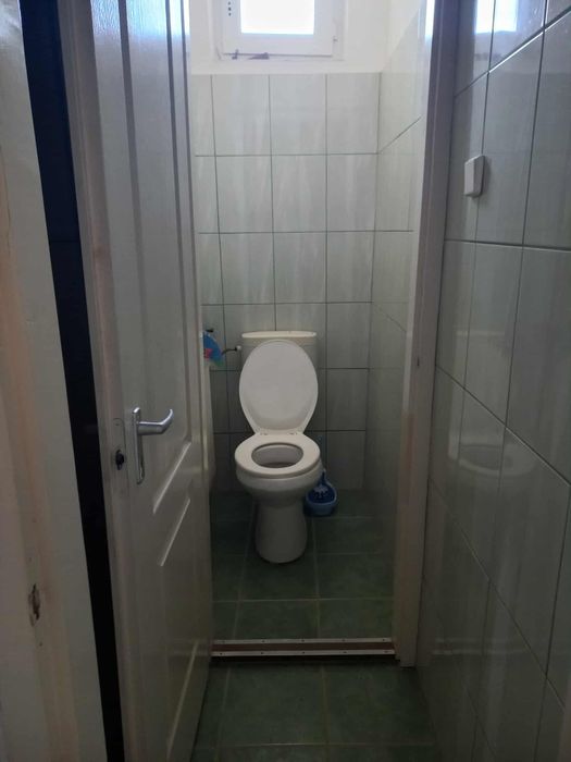 Vând în Ungaria casă+ spațiu comercial în centrul orașului Komádi
