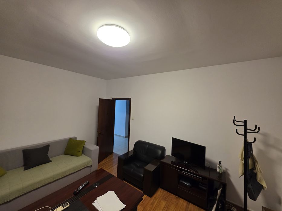 DE INCHIRIAT Apartament 2 camere central amenajat birou