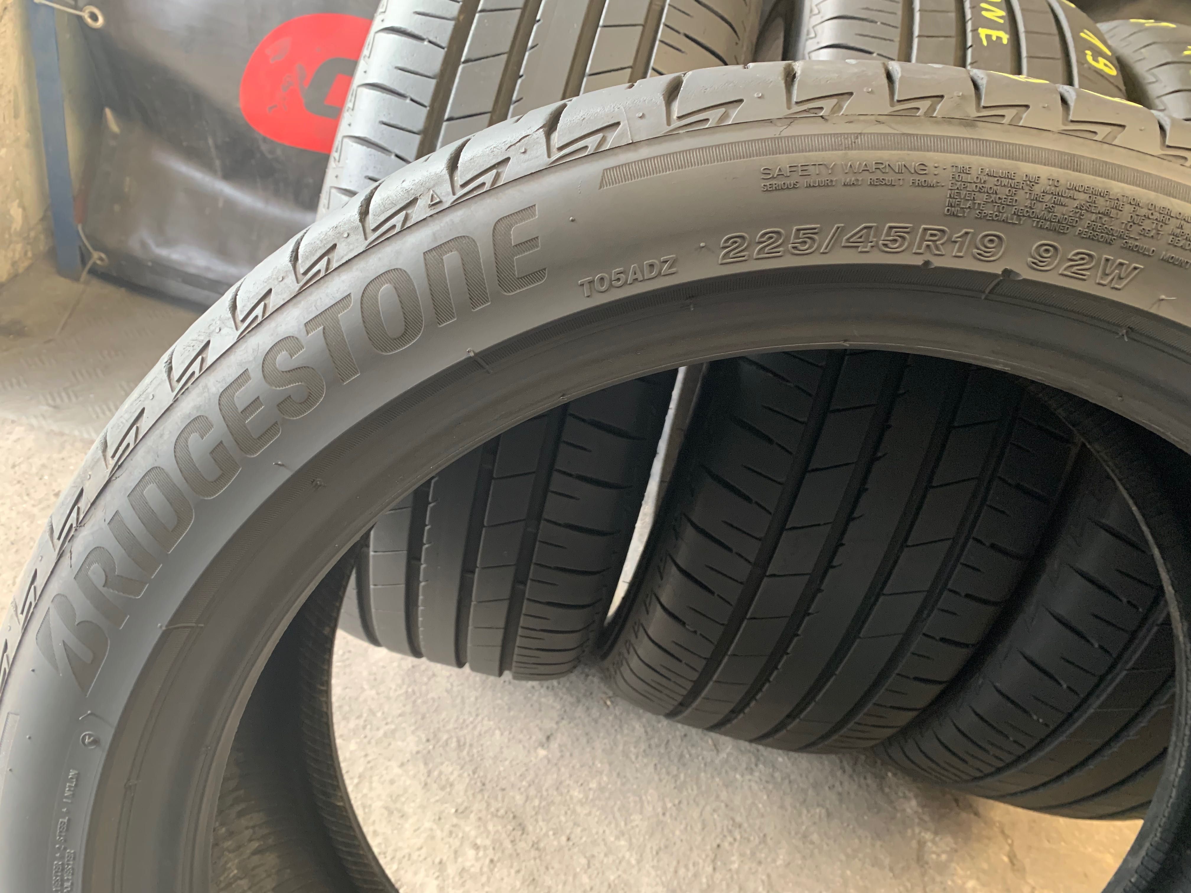 225 45 19, Летни гуми, Bridgestone TuranzaT005A, 4 броя