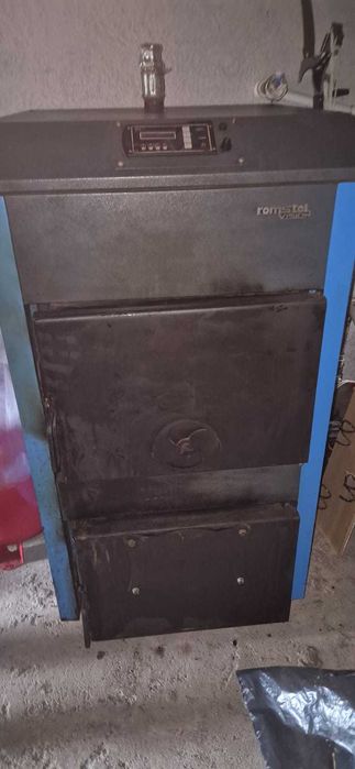 Centrală pe lemne de vânzare