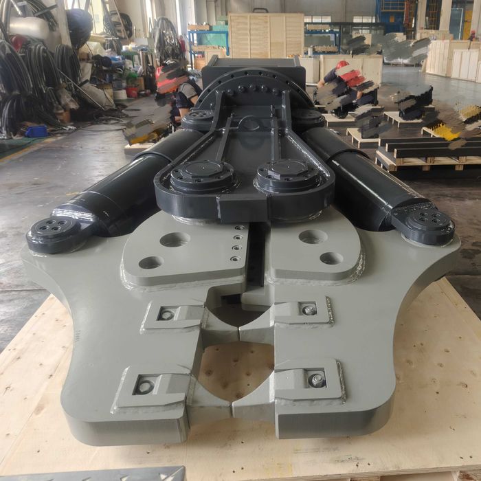 Cleste demolare pulverizator rotativa