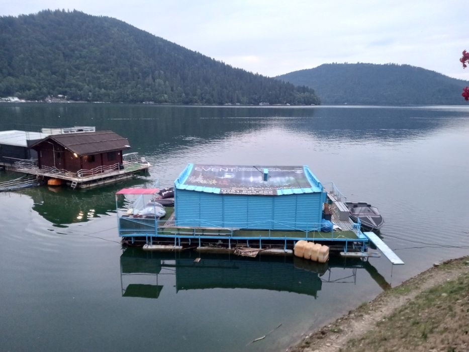 Ponton de vanzare – PORT BICAZ