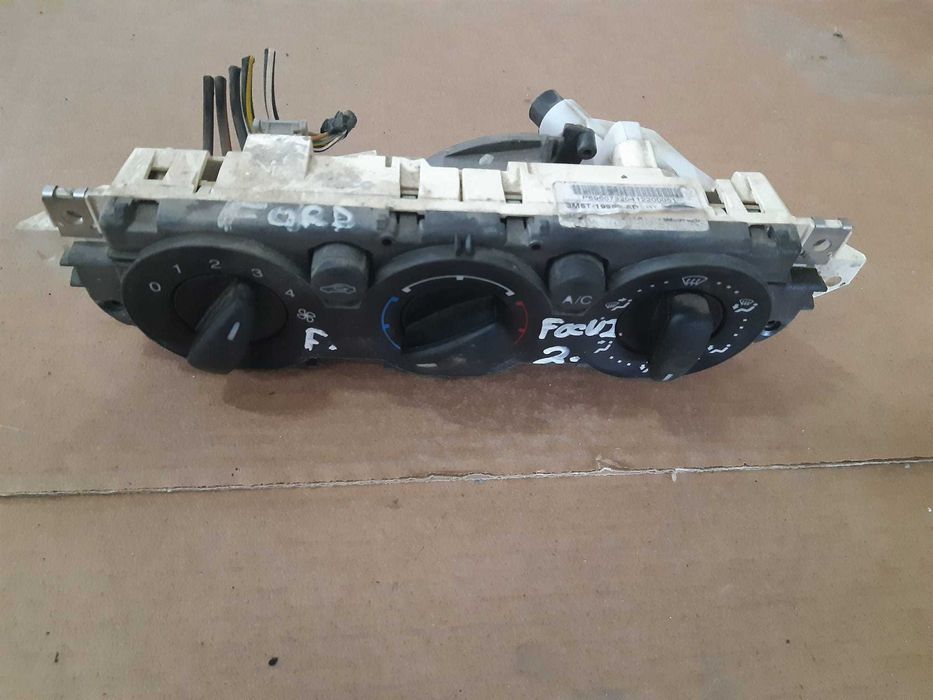 Panou clima/climatronic/Ac Ford Focus 2