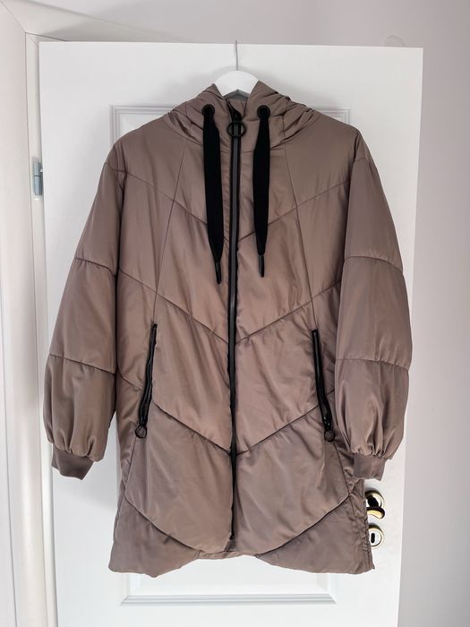 Geaca Zara, oversized, cu puf, bej, marimea XS / S / M (34 / 36 / 38)