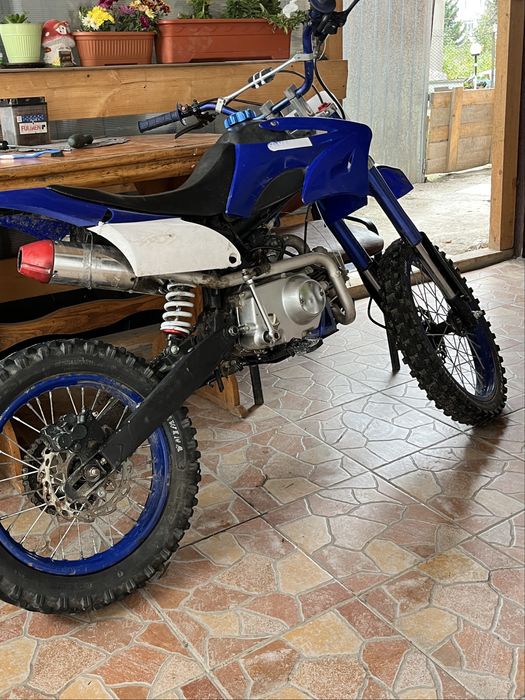 cross 125cc kxd vand sau shimb cu masina fara acte