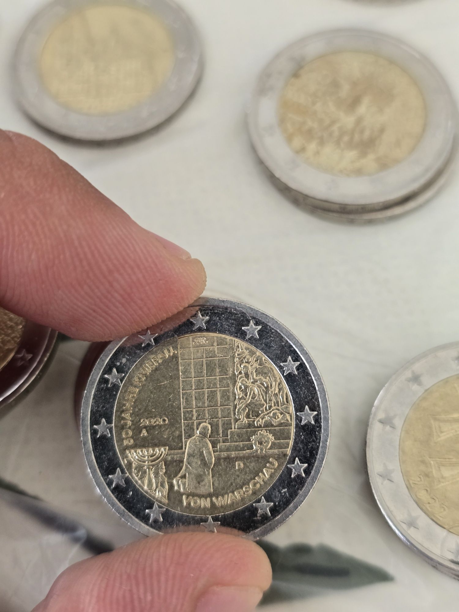 Редки монети от 1€ и 2€.