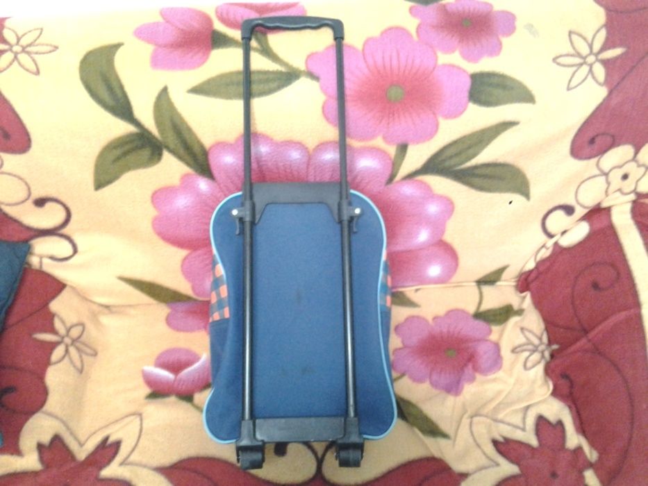 Minions 45 cm Troler Rucsac, Ghiozdan, Geanta scoala elevi 7 - 10 ani