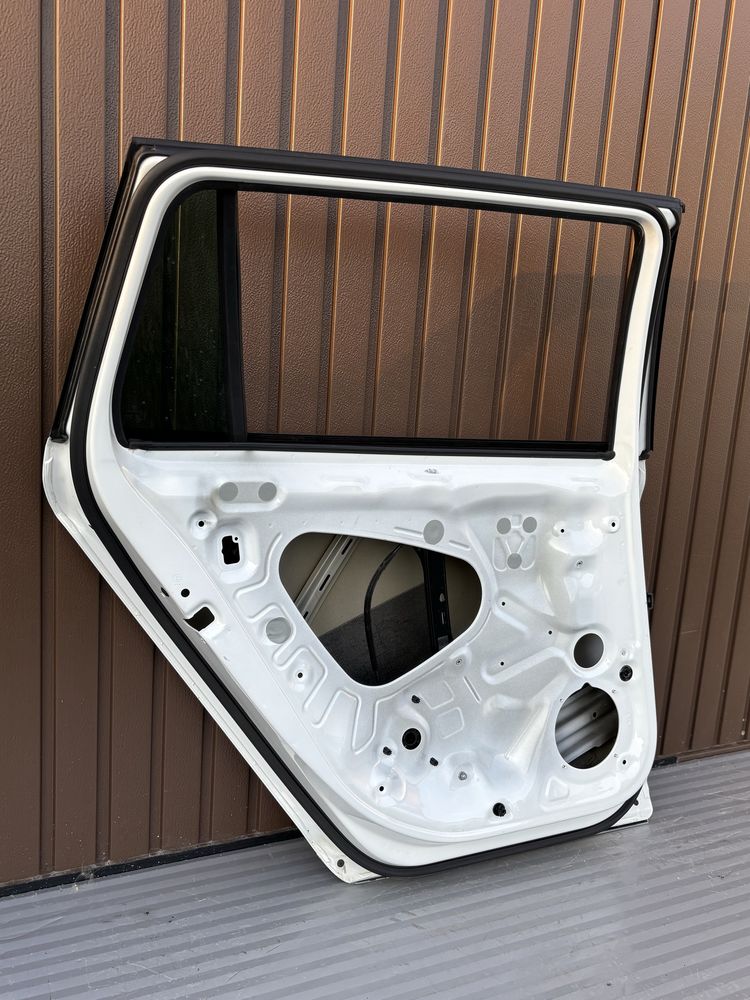 Usa st spate combi/breac vw Passat B8 cod de culoare LC9A 2015-2020