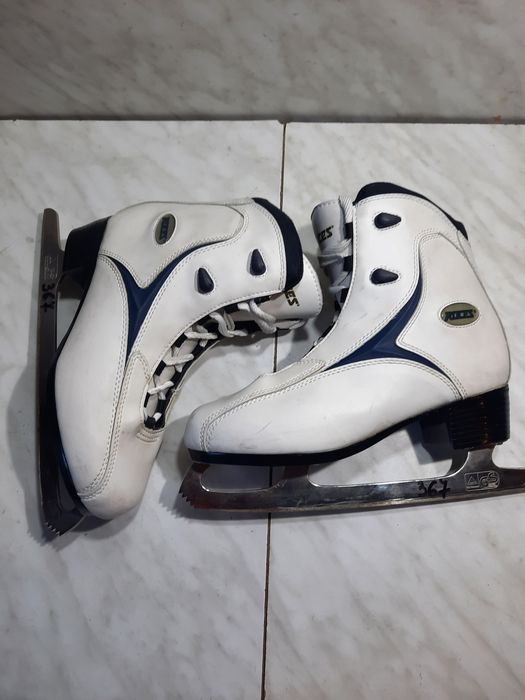 Patine gheata 367 patinaj artistic Roces marime eu 40 ( 26  cm)