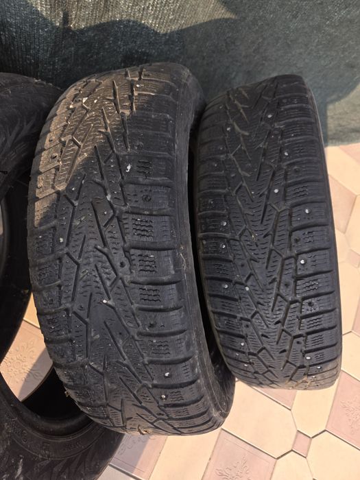 Продаётся шины зимние 185.65..R15