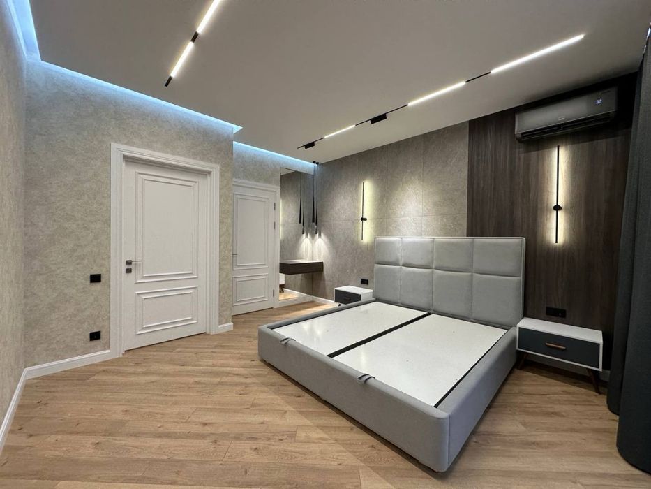 Продаю новую квартиру в Яккасарайсом районе