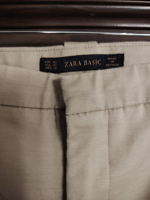 Pantaloni zara L