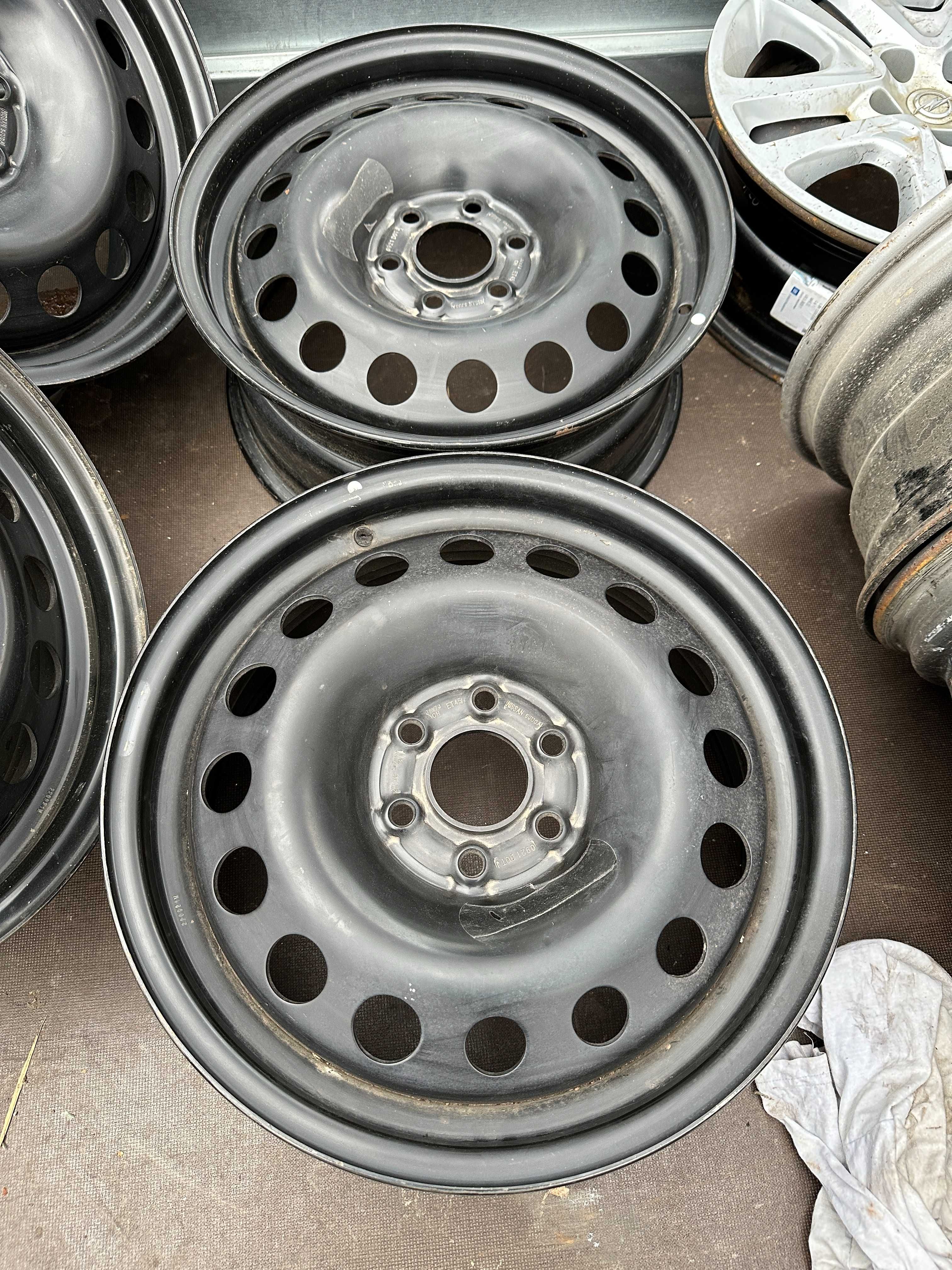 OEM железни джанти 17" 6x114.3 Nissan Navara, Frontier, X Terra