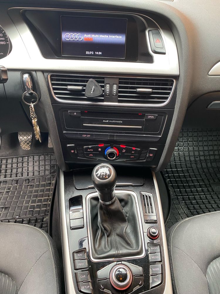 Audi A4 B8 2010/ 2.0 TDI / Manual / 170 CP