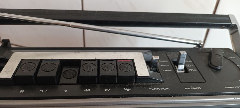 Radiocasetofon Universum CTR 2304U