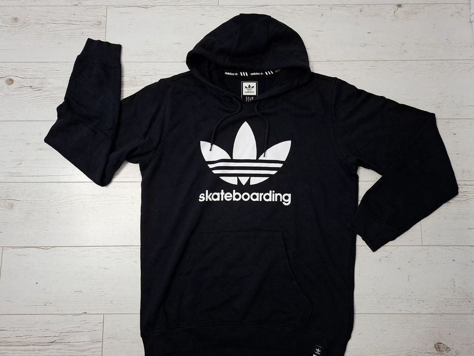 Adidas-Ориг. Суичър