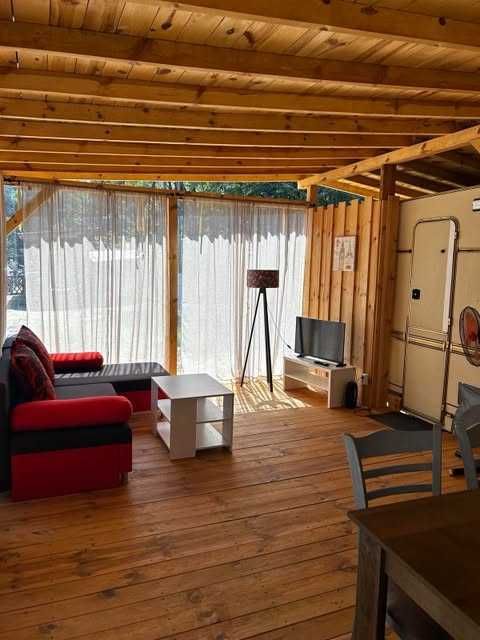 Продава се нова каравана в къмпинг "Четири сезона" Созопол.