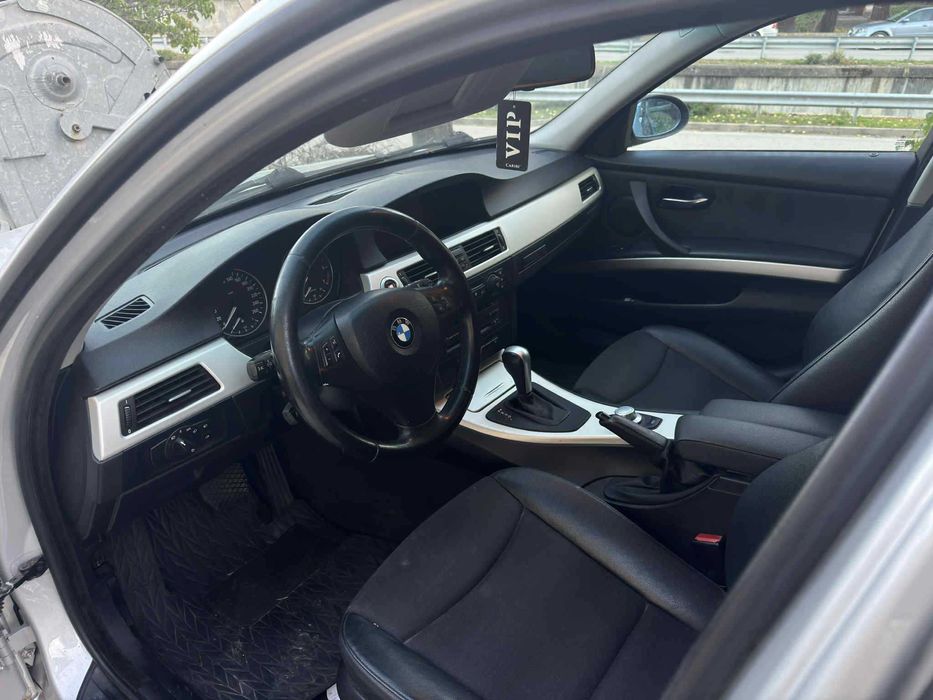 BMW E91 2006 година