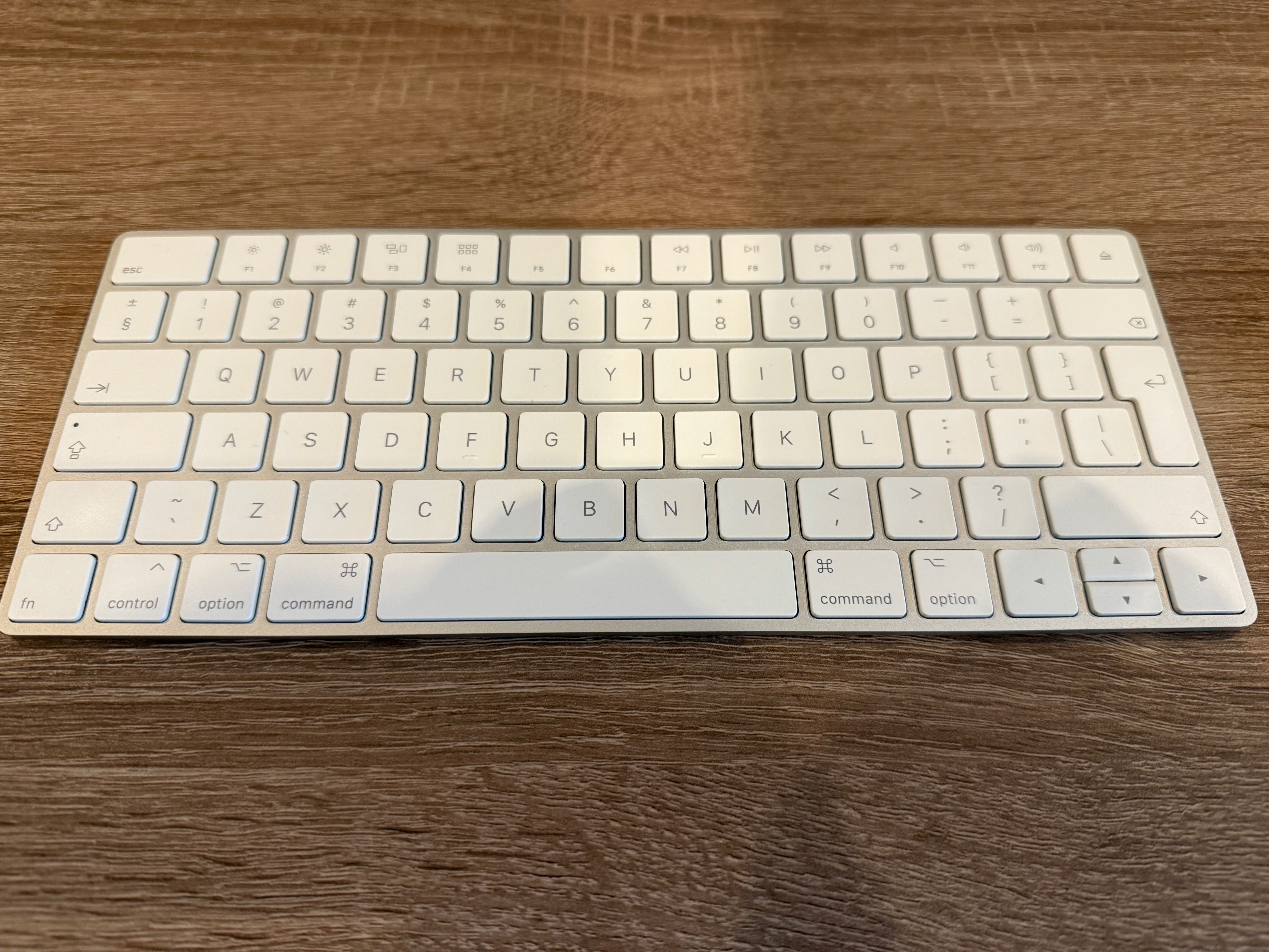 Apple Magic Keyboard 2(A1644) + Apple Magic Mouse 2(A1657)