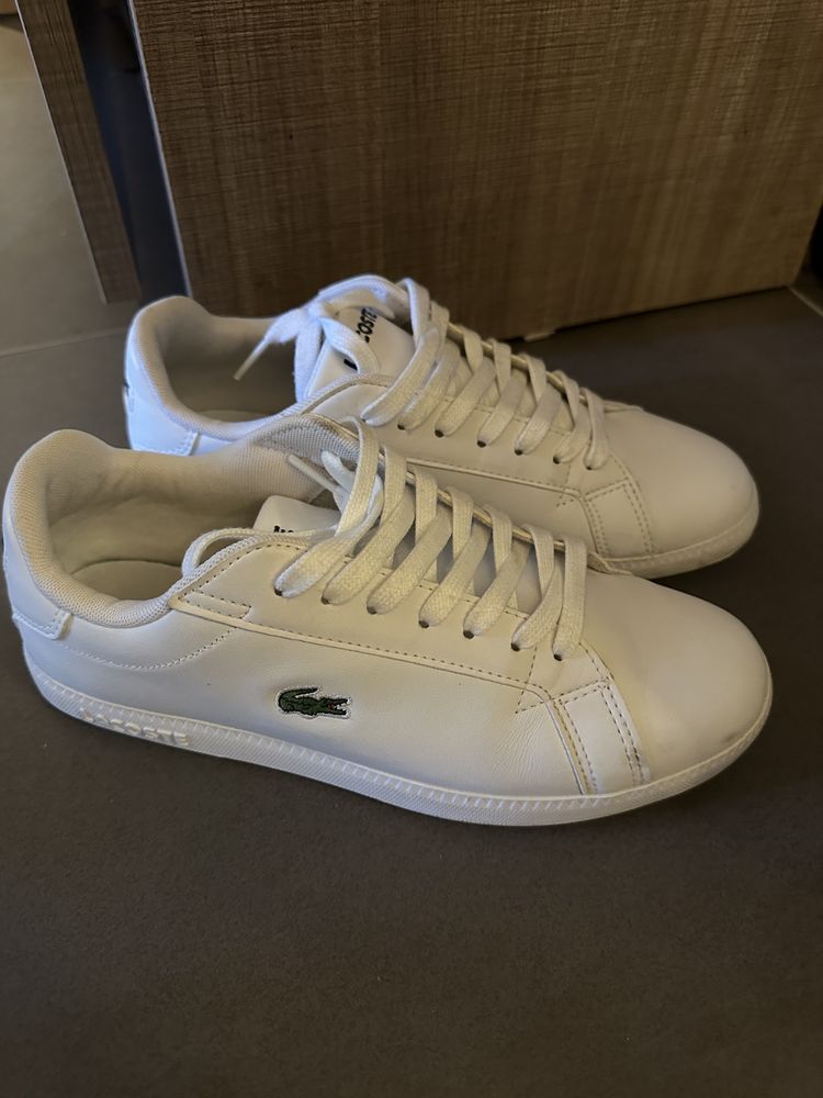 Обувки Lacoste маратонки 38 номер