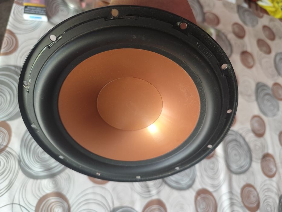 Басов говорител 8 инча klipsch