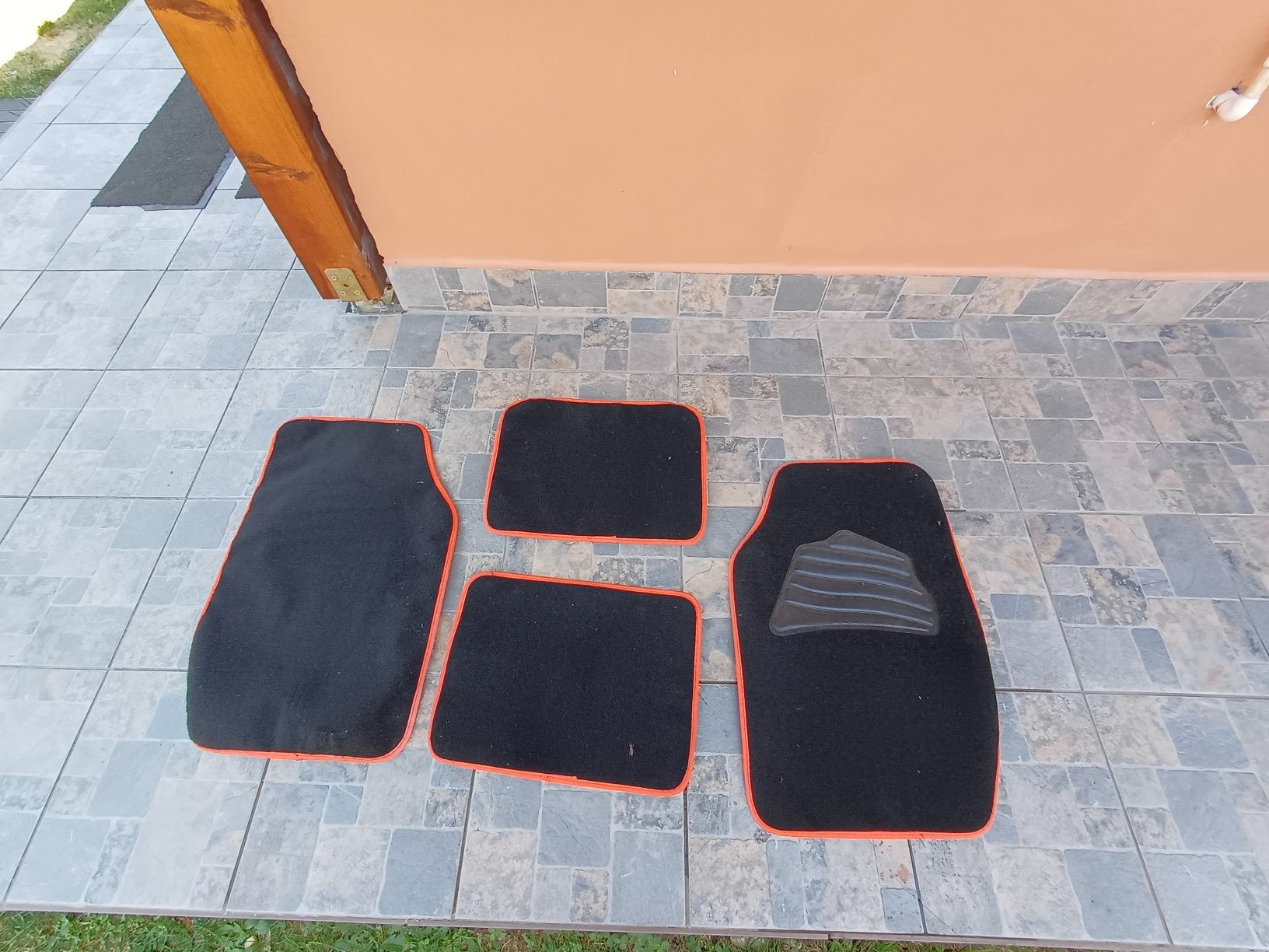 Covor auto 4 buc
