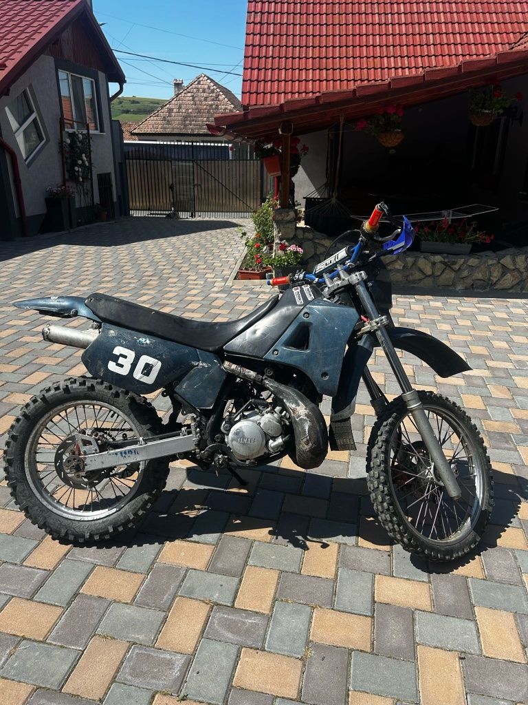 Vând motocross yamaha yzf r125