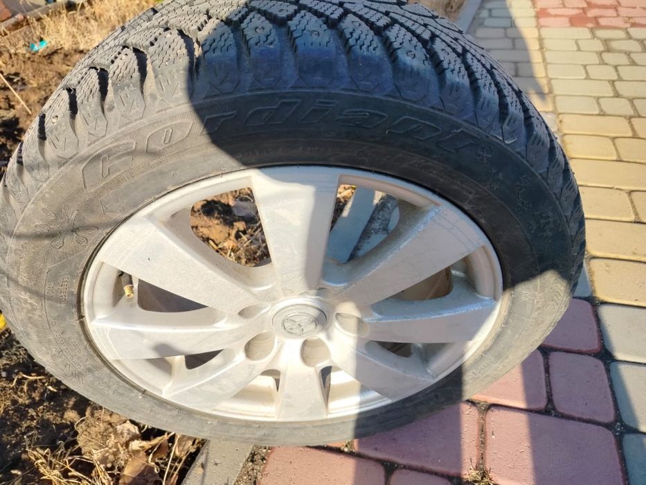 Шины Cordiant шипованные на дисках