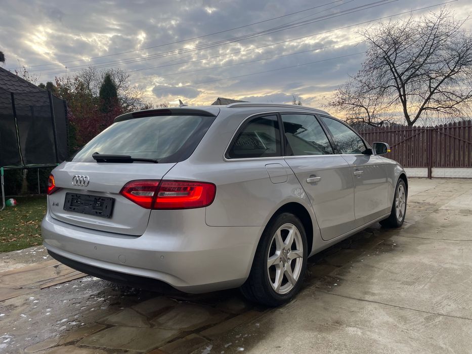 Audi a4 b8 2.0 tdi 143cp 2012 facelift