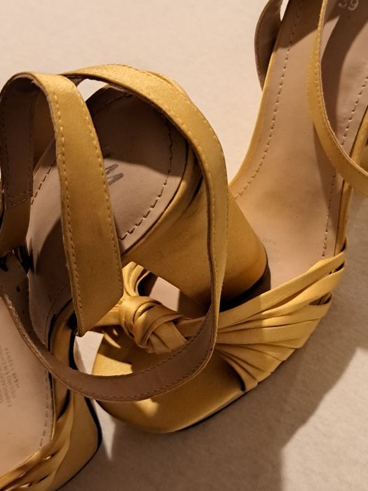 Sandale pentru doamne