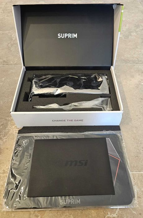 MSI GeForce RTX 3080 Ti SUPRIM X 12GB – stare impecabilă