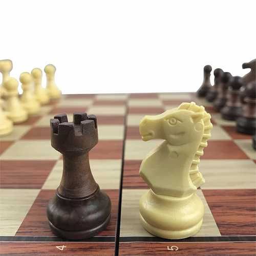 Высококачественные большие магнитные шахматы